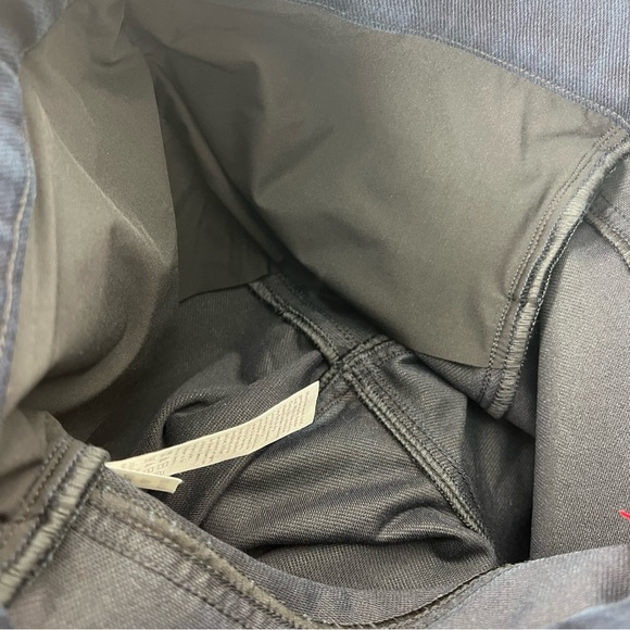 SPANX Dark Wash Pull on Skinny Stretch Denim Size Small - Picture 8 of 8